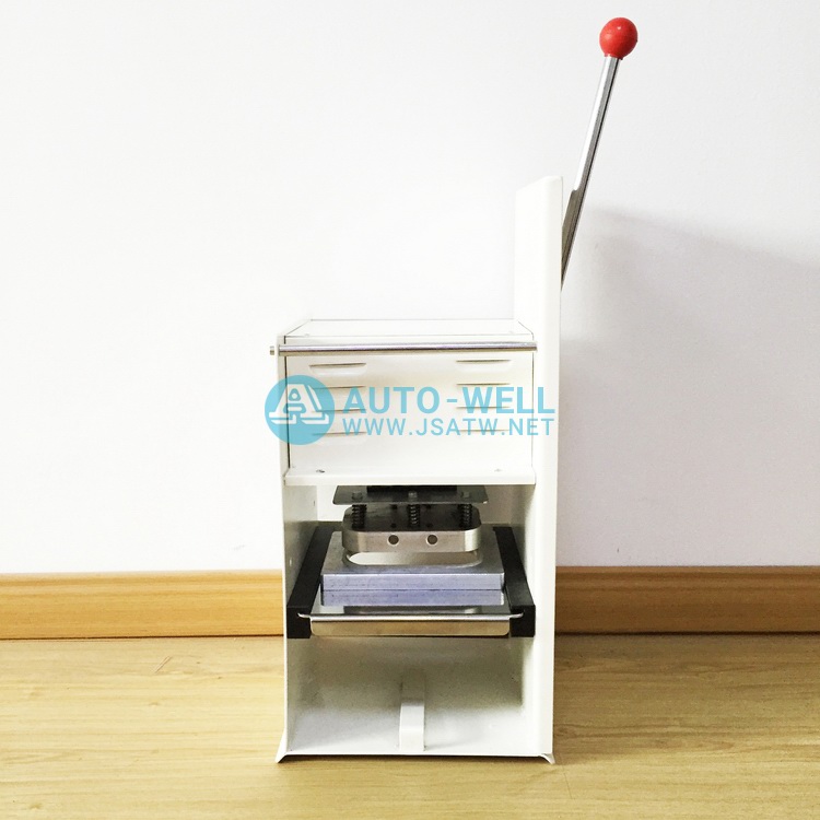Aluminum foil cup sealing machine - 2